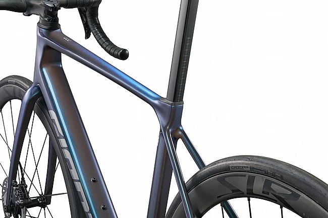 Giant 2025 TCR Advanced Pro 0 Road Bike - Image 2