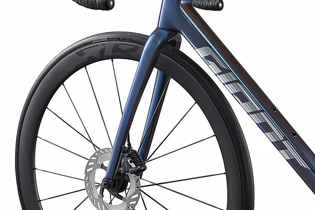 Giant 2025 TCR Advanced Pro 0 Road Bike - Image 3